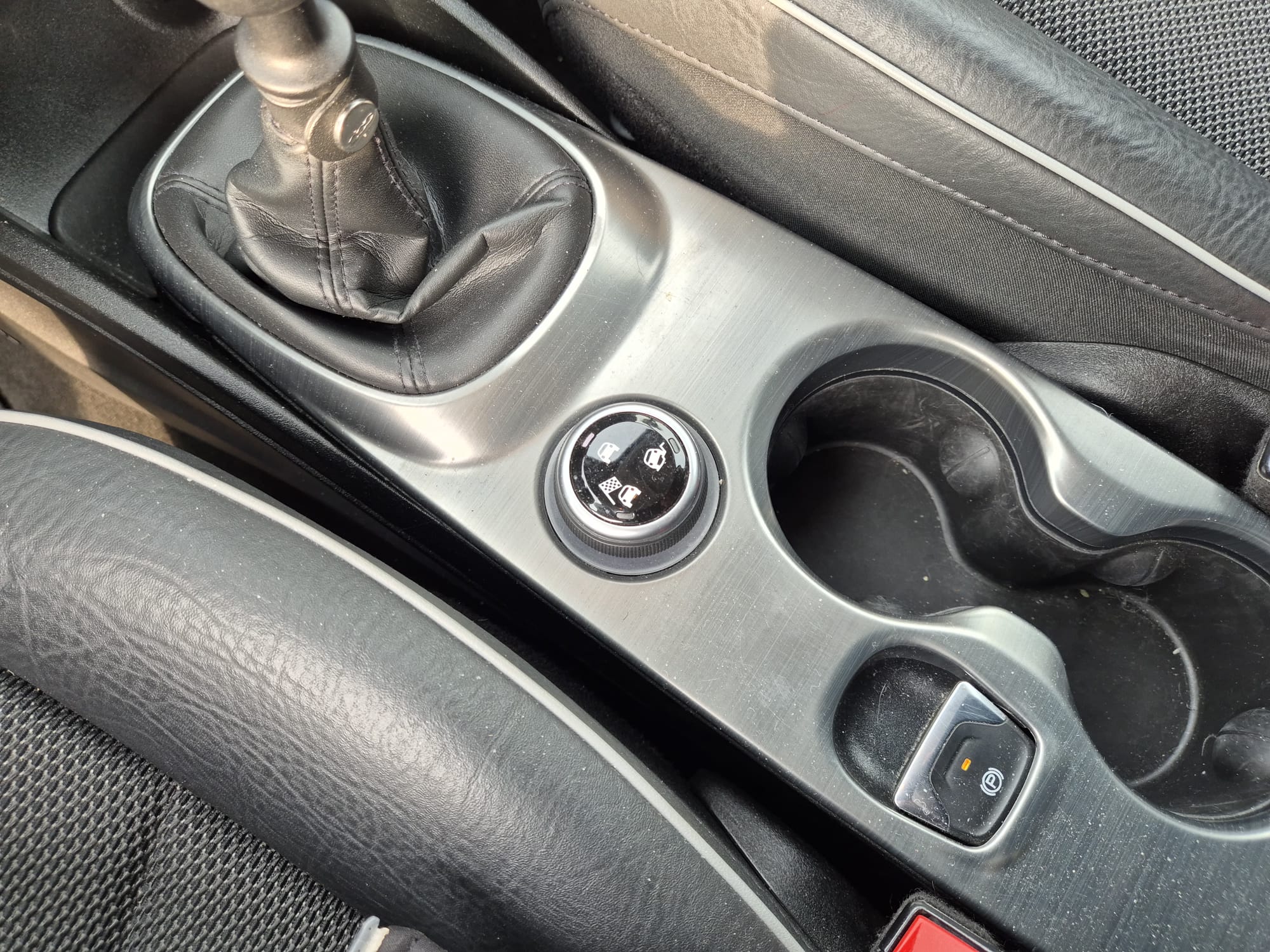 FIAT 500 X 2015 1.6 mjt Cross 4x2 120cv