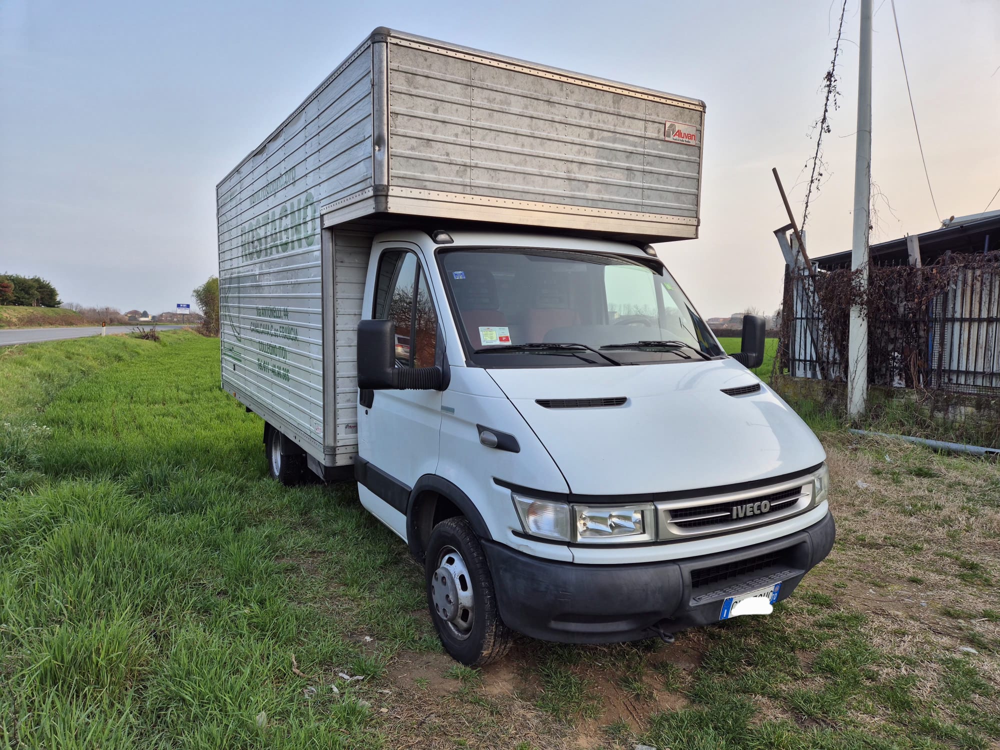 IVECO DAYLY 35 CABINATO CON SOVRACABINA
