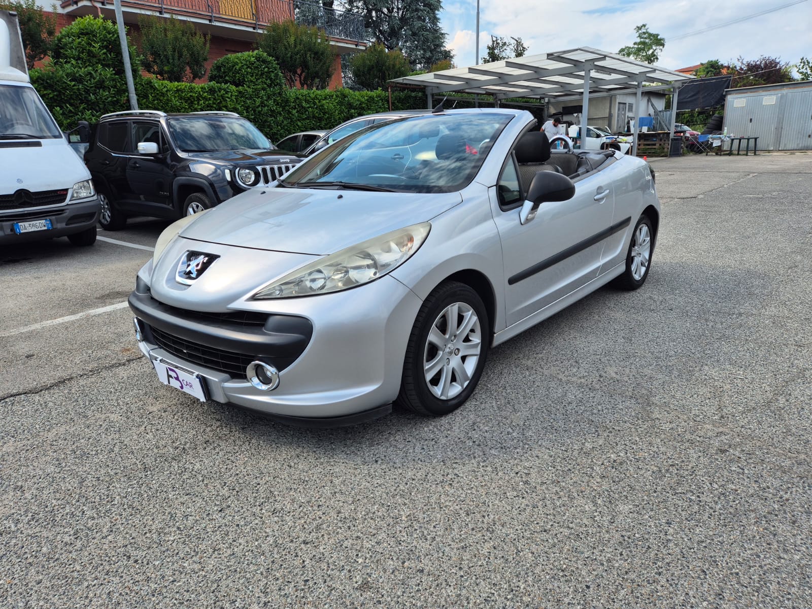 PEUGEOT 207 Cabrio 
