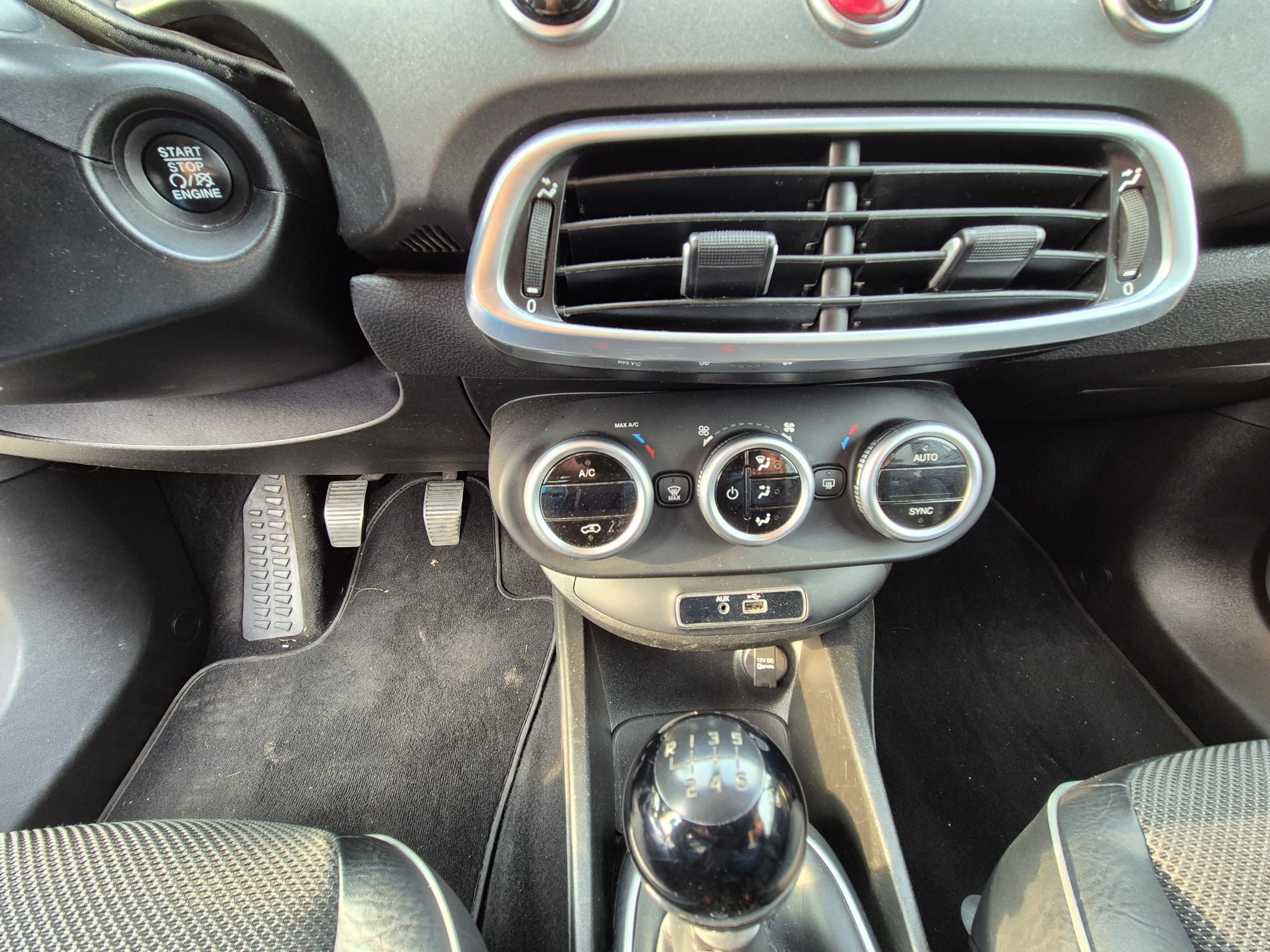 FIAT 500 X 2015 1.6 mjt Cross 4x2 120cv