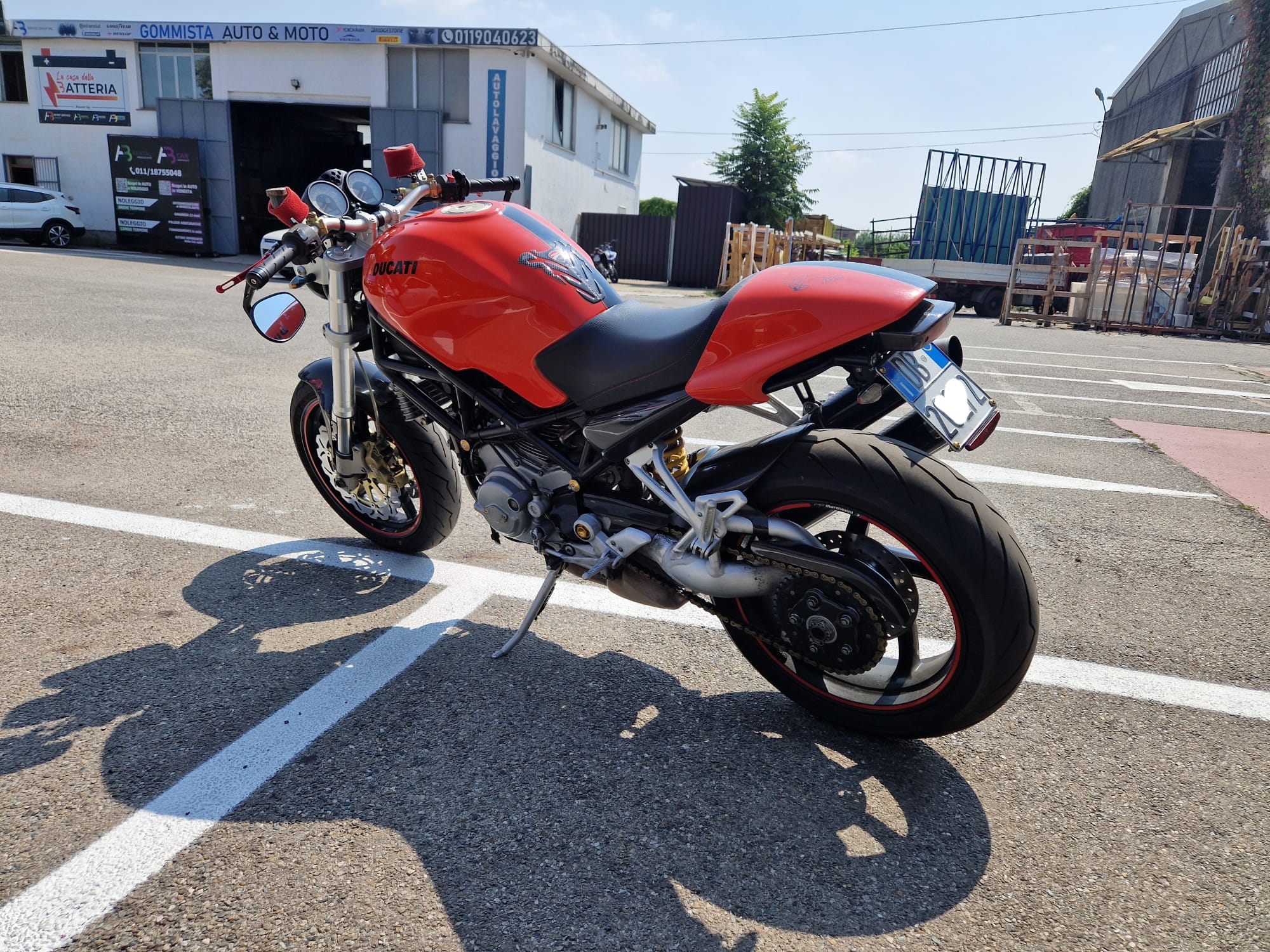 Ducati Monster S2R